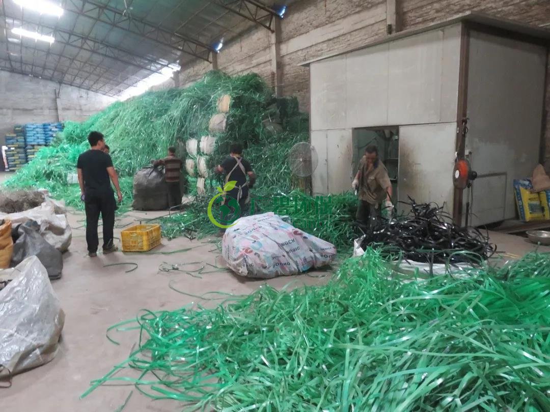 佛山大瀝環(huán)保部門聯(lián)同雅瑤社區(qū)開展“散亂污”企業(yè)專項整治行動(圖3) 佛山大瀝環(huán)保部門聯(lián)同雅瑤社區(qū)開展“散亂污”企業(yè)專項整治行動(圖3)